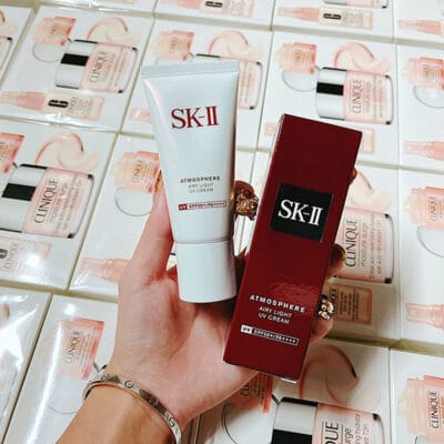 Kem chống nắng SK-II hỗ trợ chống nắng phổ rộng SPF50+ và PA++++